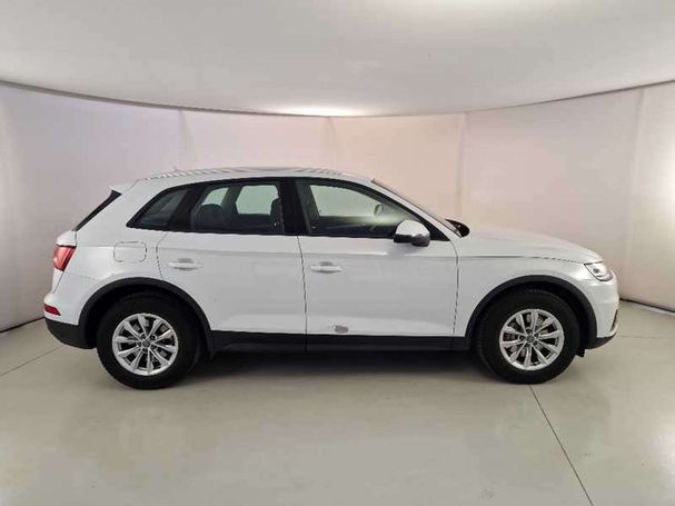 Audi Q5 35 TDI S tronic Business 120 kW image number 3