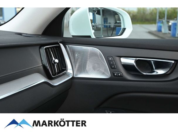 Volvo V60 Cross Country AWD B5 184 kW image number 24