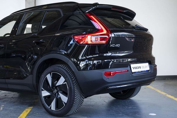 Volvo XC40 Single Motor Extended Range Plus 185 kW image number 10