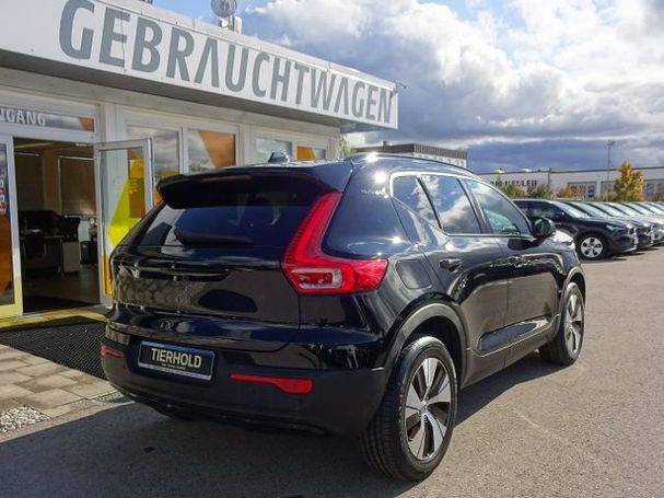 Volvo XC40 R Plug-in T4 Design 155 kW image number 6