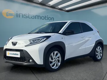 Car image 1