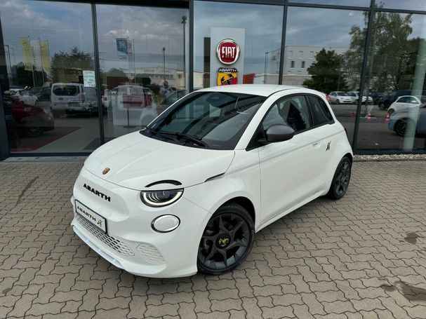 Abarth 500 e 113 kW image number 1