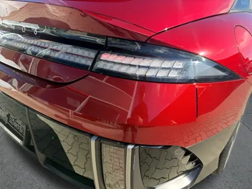 Car image 23