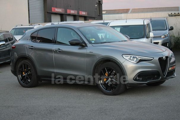 Alfa Romeo Stelvio 2.2 Diesel AT8 118 kW image number 2