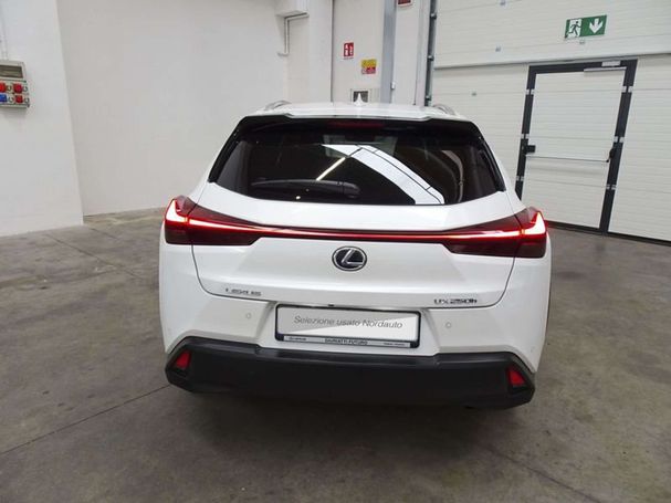 Lexus UX 250h 135 kW image number 6