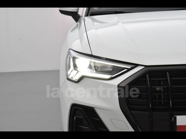 Audi Q3 1.4 TFSIe S tronic S-line 180 kW image number 14