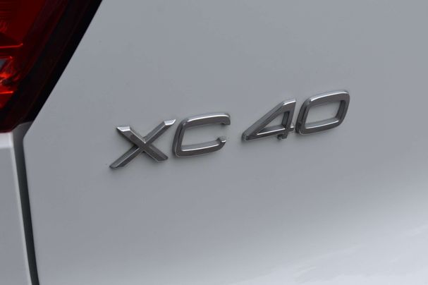 Volvo XC40 T3 120 kW image number 33