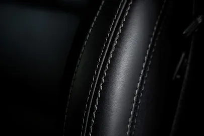 Car image 49