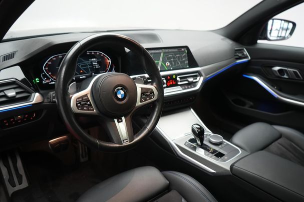 BMW 330d Touring M Sport xDrive 210 kW image number 10