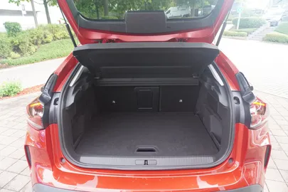 Car image 37