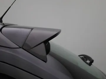 Car image 37