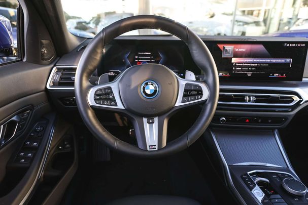 BMW 330 e Touring xDrive 215 kW image number 5