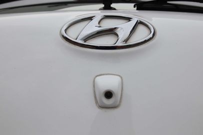 Car image 37