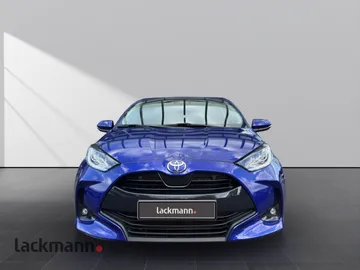 Car image 3
