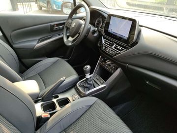 Car image 21