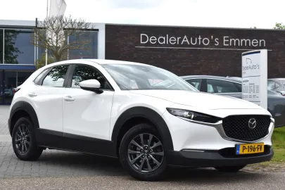 Car image 3
