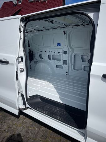 Ford Transit Custom 320 100 kW image number 7