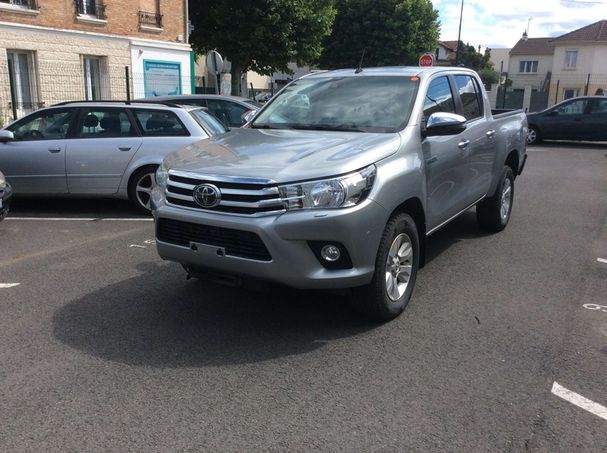 Toyota Hilux D Double Cab 2.4 4D 4WD 110 kW image number 1