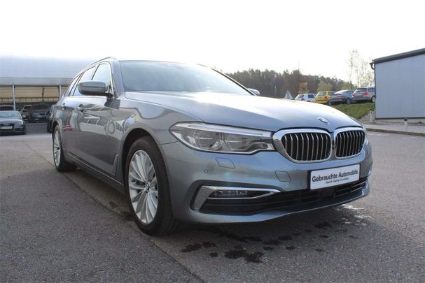 BMW 530d Touring xDrive 195 kW image number 2