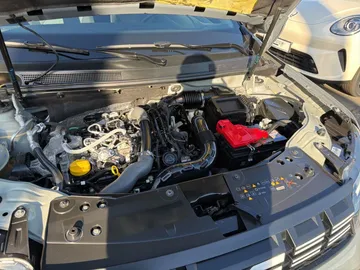 Car image 32