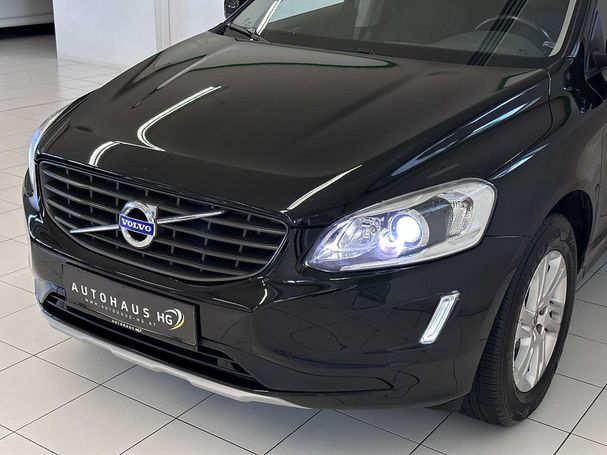 Volvo XC60 D4 AWD Geartronic Kinetic 140 kW image number 2