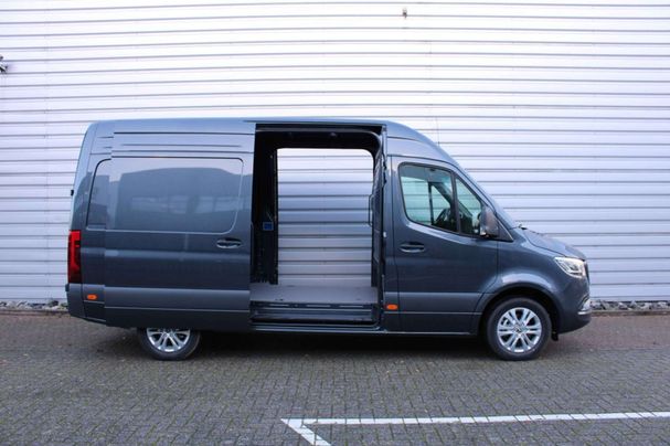 Mercedes-Benz Sprinter 319 RWD 140 kW image number 14