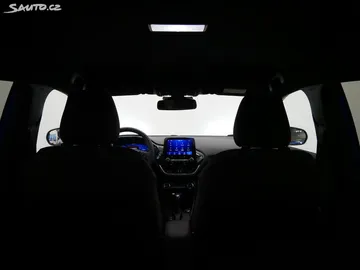 Car image 25