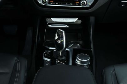 Car image 45