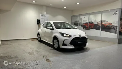 Car image 3