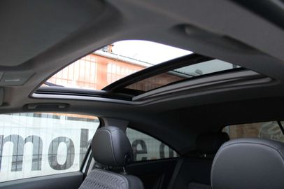 Car image 33