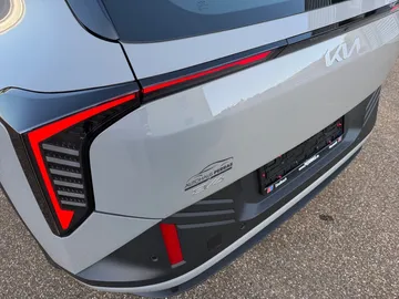 Car image 31