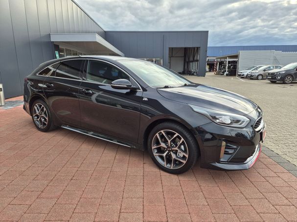 Kia ProCeed 1.4 T-GDI GT Line 103 kW image number 2