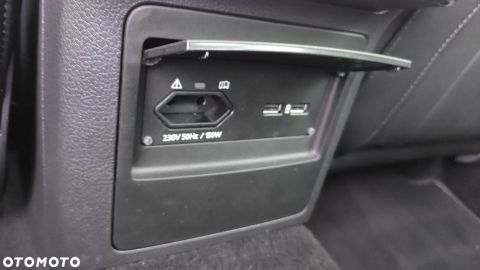 Car image 36