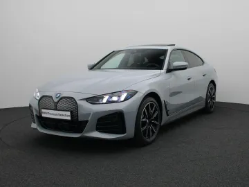 Car image 29