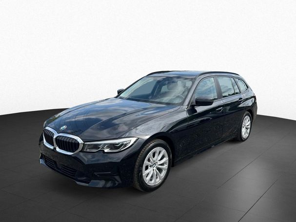 BMW 320i Touring 135 kW image number 1