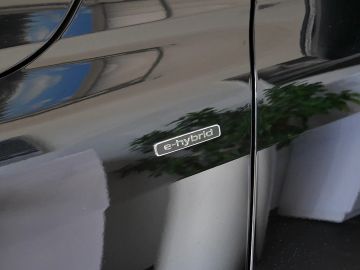 Car image 34