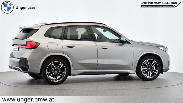 BMW iX1 xDrive30 200 kW image number 15