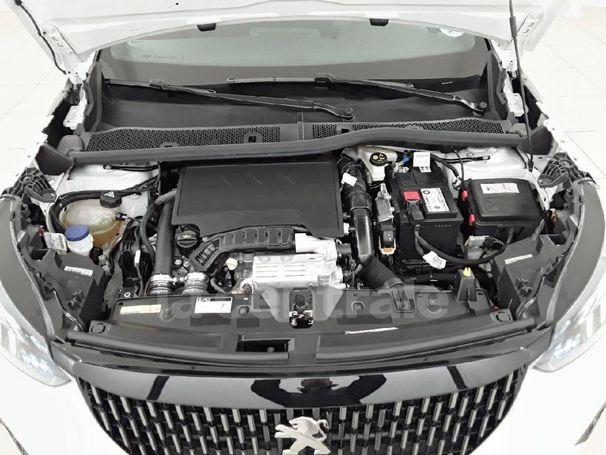 Peugeot 2008 PureTech 130 96 kW image number 13