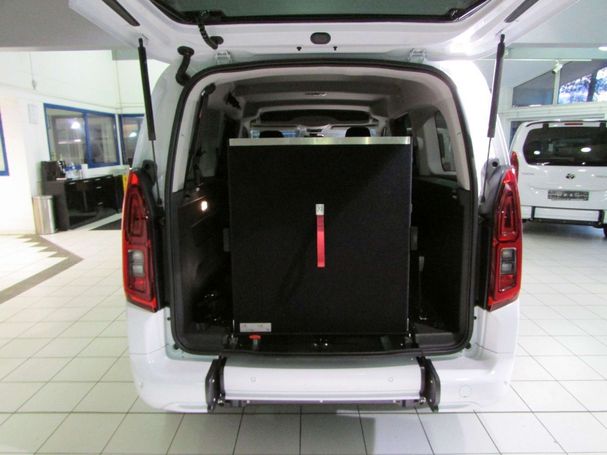 Toyota Proace City Verso 96 kW image number 2