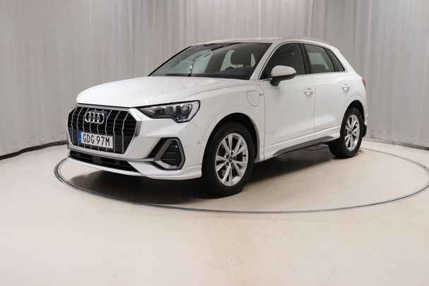 Audi Q3 45 S-line 180 kW image number 1