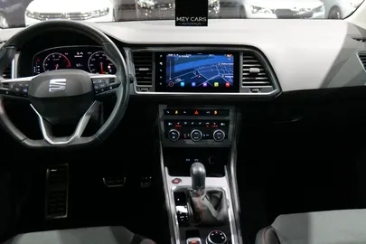 Car image 27