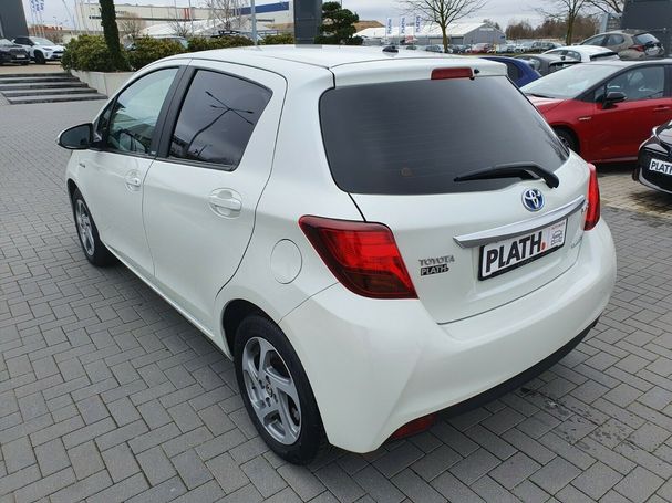 Toyota Yaris Hybrid 74 kW image number 7