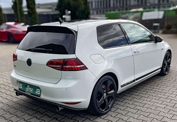 Volkswagen Golf GTI Performance 169 kW image number 4