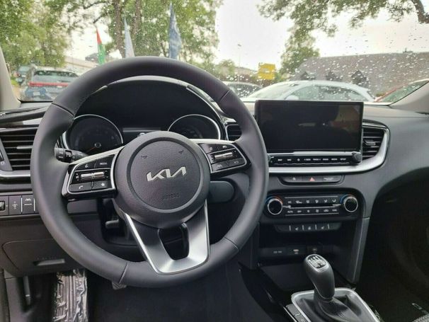 Kia Ceed SW T-GDi Vision 103 kW image number 20