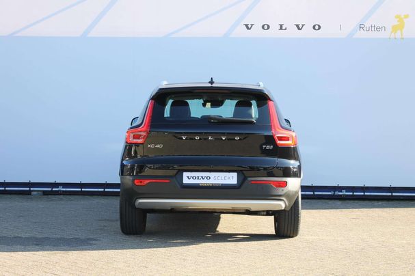 Volvo XC40 T5 Momentum 193 kW image number 5