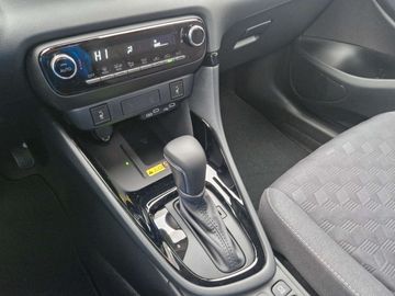 Car image 15