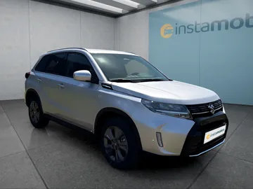 Car image 3