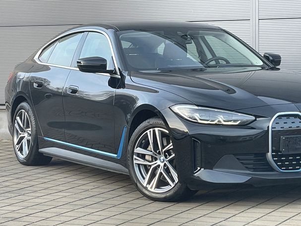 BMW i4 210 kW image number 3