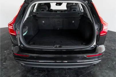 Car image 32
