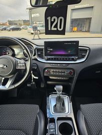 Car image 35